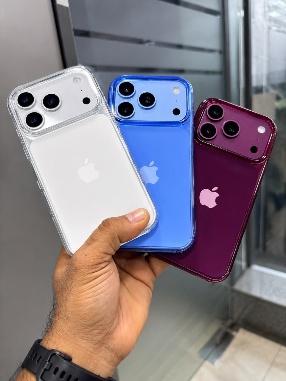 iPhone 18 Pro clear case MagSafe